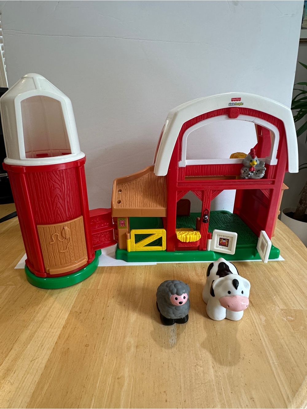 Fisher-Price Little People Red and White Barn Playset with Animals